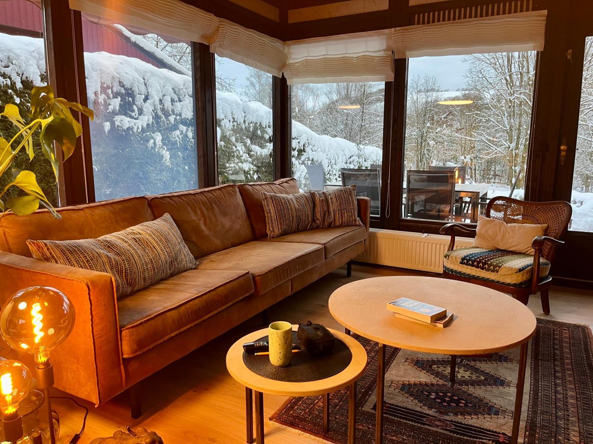 Charmantes Haus Am Hennesee เมสเชอเดอ ภายนอก รูปภาพ