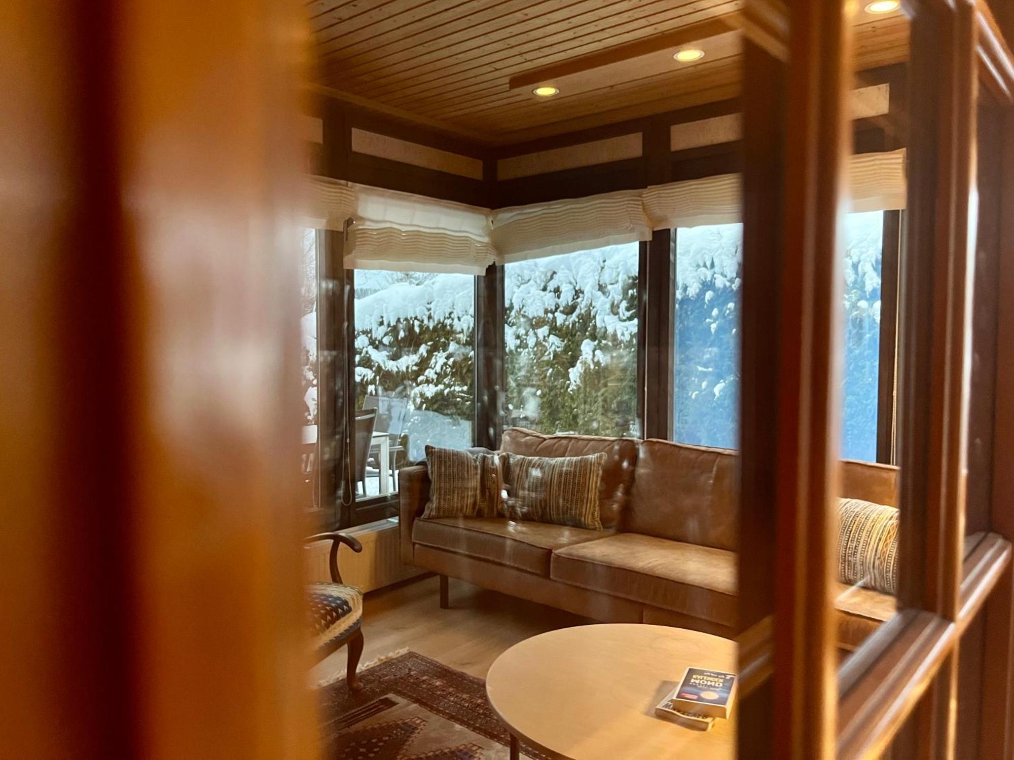 Charmantes Haus Am Hennesee เมสเชอเดอ ภายนอก รูปภาพ